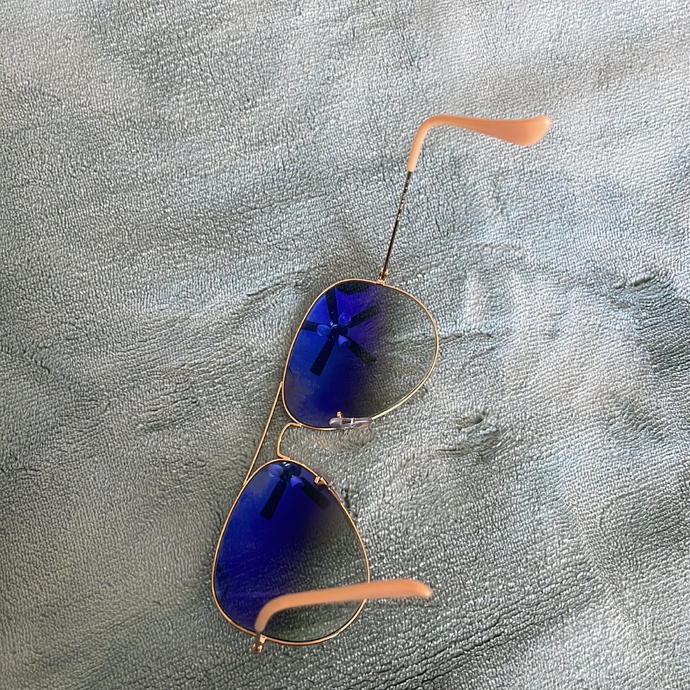 Raybans - Picture 2 of 3